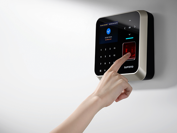 biometric time attendance system solutions in dubai, UAE and saudi arabia